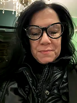 LadydeSade online show from 18, 11, 2025