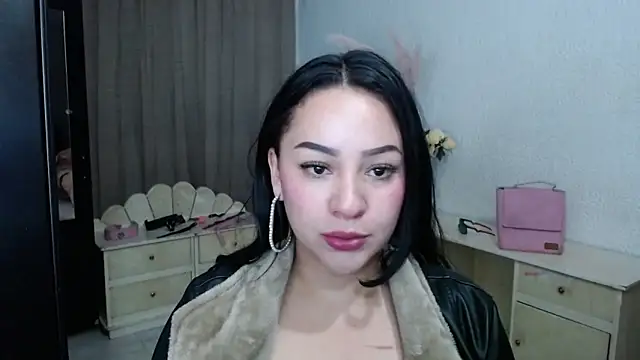 EngelCristaly online show from 9, 11, 2025