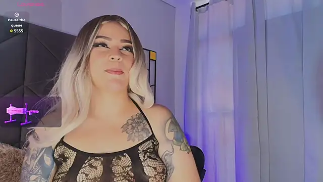 Carlaguzman  online show from 8, 7, 2026