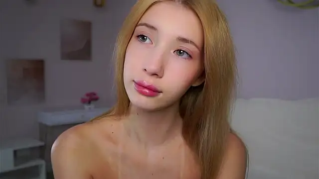 SunnivaCovil online show from 18, 11, 2025