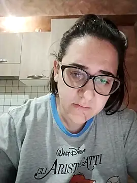 Dolcecurvy online show from 2, 2, 2026