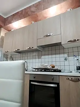 Dolcecurvy online show from 7, 11, 2025