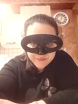 Dolcecurvy online show from 8, 3, 2025