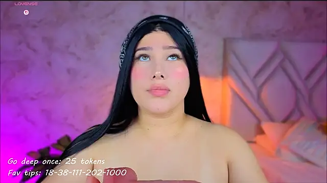 Leaa Cox online show from 13, 7, 2026
