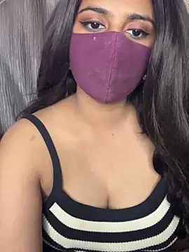 Dishasarmaa05 online show from 29, 10, 2025