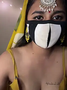 Dishasarmaa05 online show from 6, 3, 2026