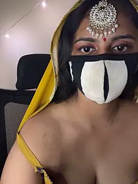 Dishasarmaa05 online show from 19, 4, 2026