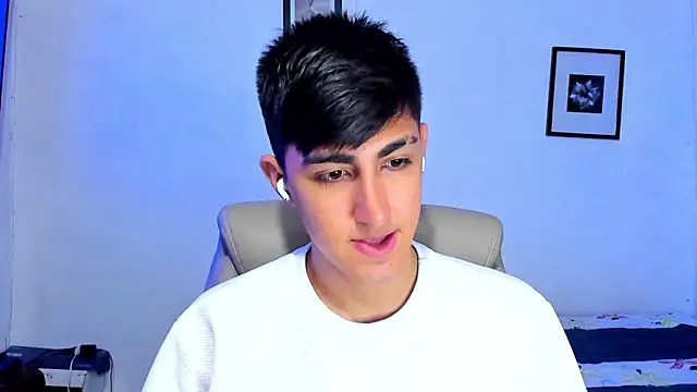 Snapshot of babymaik chatting on 2, 12, 2025 babymaik online show from 2, 12, 2025