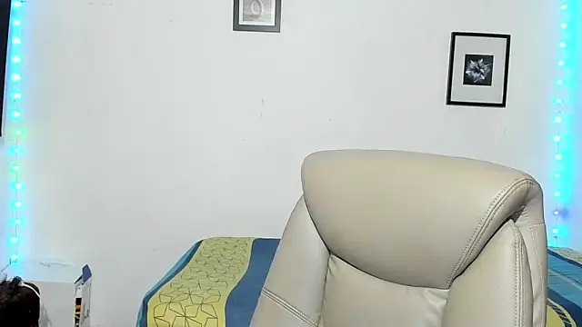 Snapshot of babymaik chatting on 1, 11, 2025 babymaik online show from 1, 11, 2025