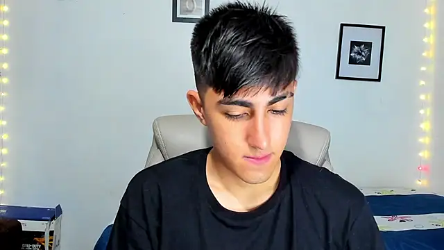 Snapshot of babymaik chatting on 26, 11, 2025 babymaik online show from 26, 11, 2025