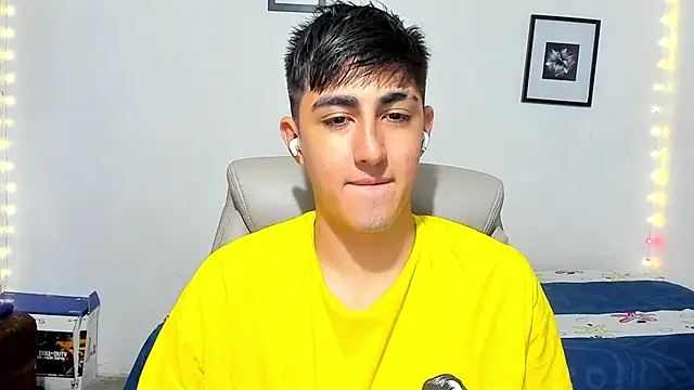 Snapshot of babymaik chatting on 15, 11, 2025 babymaik online show from 15, 11, 2025