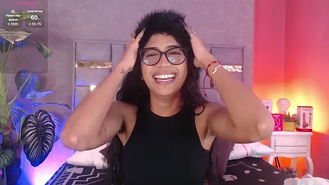 Tyla Ks online show from 4, 2, 2026