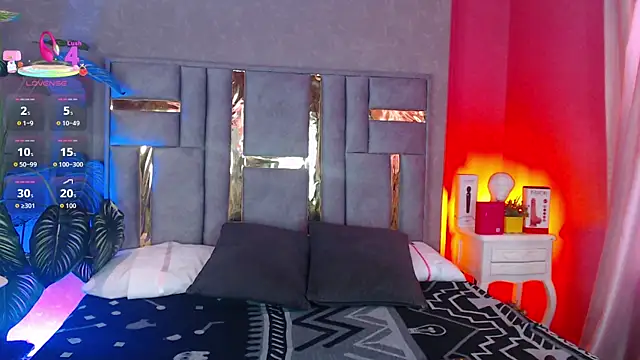 Tyla Ks online show from 18, 12, 2025