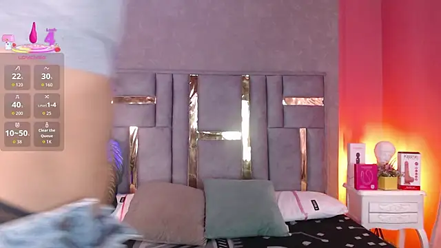 Tyla Ks online show from 15, 11, 2025