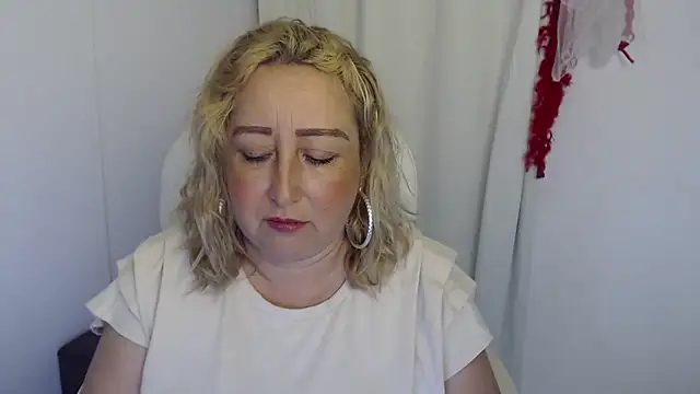 Mature 2025 online show from 15, 11, 2025