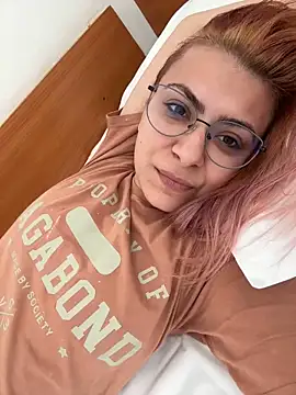 KittieHallo online show from 21, 2, 2025