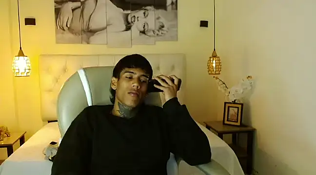 RyanKing19 online show from 3, 3, 2025