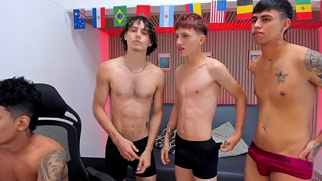 Snapshot of Fun_BoysW chatting on 19, 6, 2026 Fun BoysW online show from 19, 6, 2026