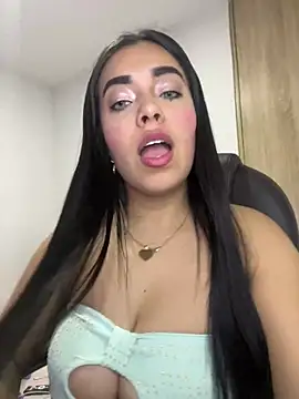 Snapshot of _SARA_69 chatting on 28, 2, 2025  SARA 69 online show from 28, 2, 2025