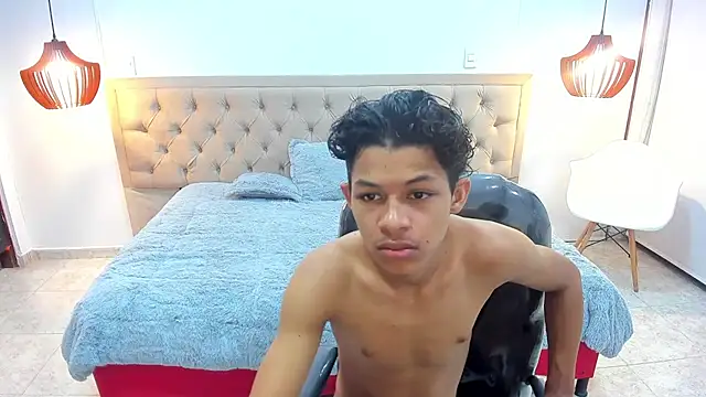 leslieanddrako online show from 22, 10, 2025