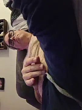 Smallone327 online show from 15, 3, 2026