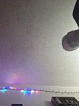 Snapshot of Smallone327 chatting on 19, 10, 2025 Smallone327 online show from 19, 10, 2025