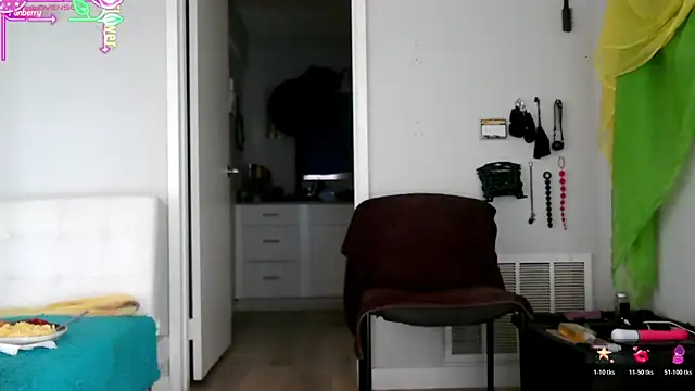 Queenanitadix online show from 26, 6, 2026