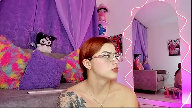 Snapshot of MelaniJhonson chatting on 19, 6, 2026 MelaniJhonson online show from 19, 6, 2026