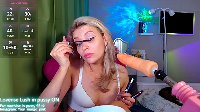 Snapshot of Margony chatting on 6, 10, 2025 Margony online show from 6, 10, 2025