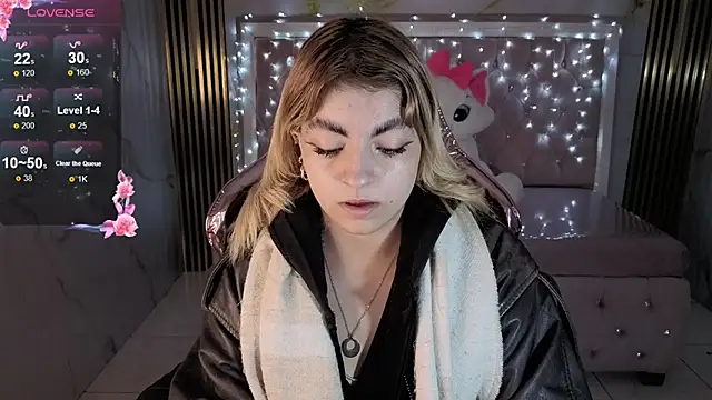 Snapshot of lili_conor_s chatting on 7, 11, 2025 lili conor s online show from 7, 11, 2025