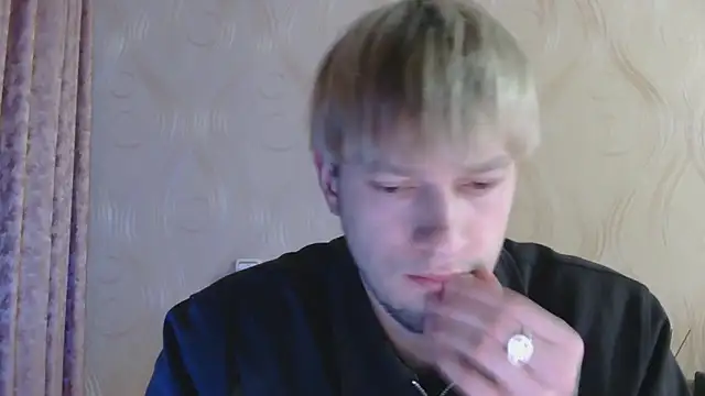 Snapshot of frama666 chatting on 27, 4, 2026 frama666 online show from 27, 4, 2026