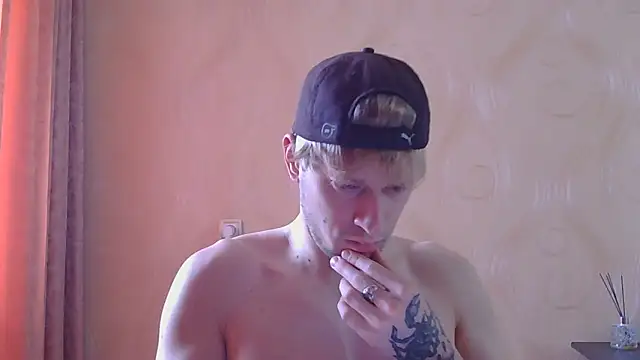 Snapshot of frama666 chatting on 25, 5, 2026 frama666 online show from 25, 5, 2026