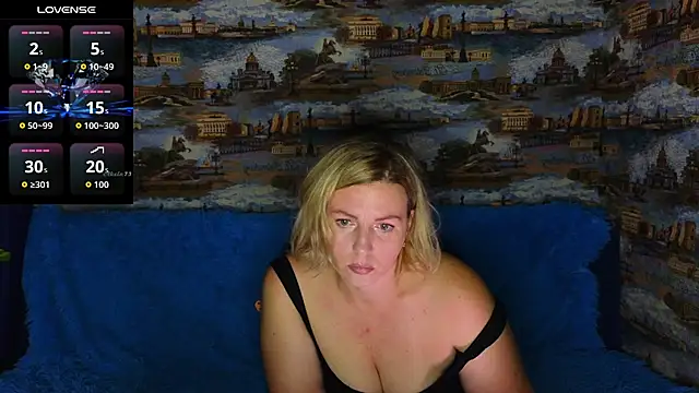 Snapshot of LadyLucky_ chatting on 12, 9, 2025 LadyLucky online show from 12, 9, 2025