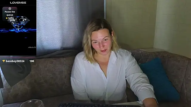 Snapshot of LadyLucky_ chatting on 20, 10, 2025 LadyLucky online show from 20, 10, 2025