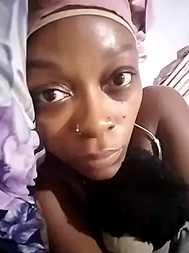 xxTatiannaxx online show from 12, 4, 2026