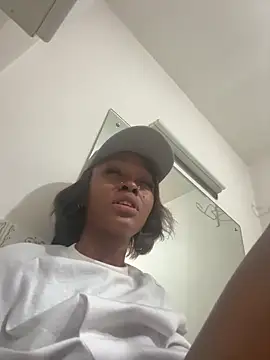 xxTatiannaxx online show from 3, 6, 2026