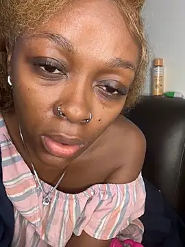 xxTatiannaxx online show from 8, 7, 2026