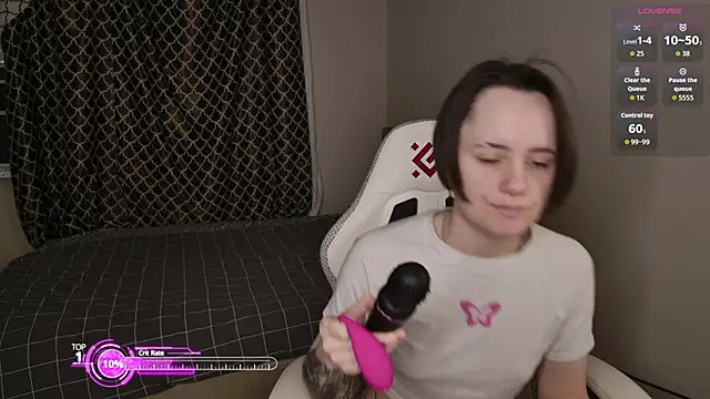 Luna Loveee online show from 18, 2, 2026