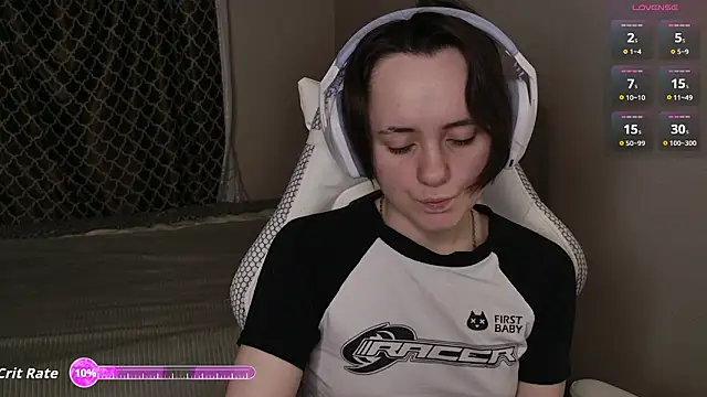 Luna Loveee online show from 22, 2, 2026