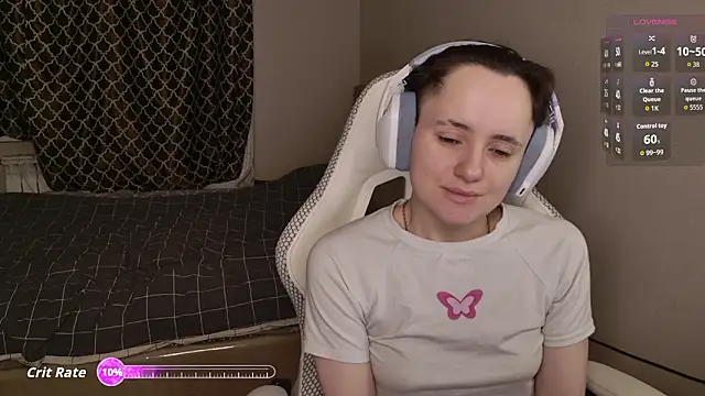 Luna Loveee online show from 13, 2, 2026