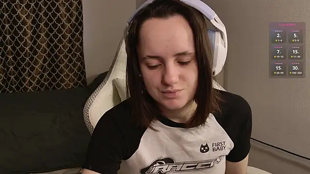 Luna Loveee online show from 25, 11, 2025