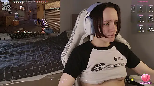 Luna Loveee online show from 27, 3, 2026