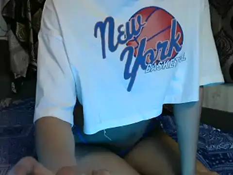 Snapshot of _luckylips chatting on 15, 3, 2025 luckylips online show from 15, 3, 2025