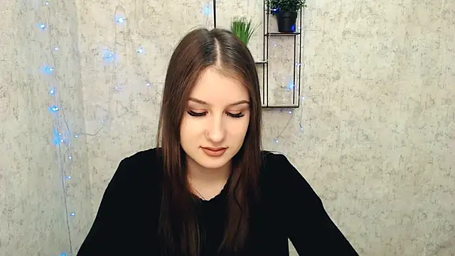 Snapshot of _MiaAngell chatting on 23, 2, 2025 MiaAngell online show from 23, 2, 2025