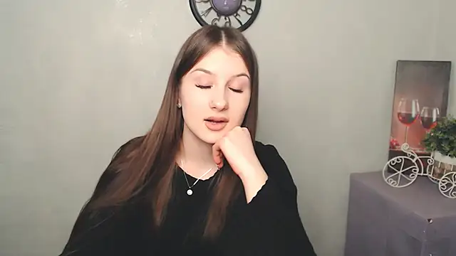 Snapshot of _MiaAngell chatting on 9, 3, 2025 MiaAngell online show from 9, 3, 2025