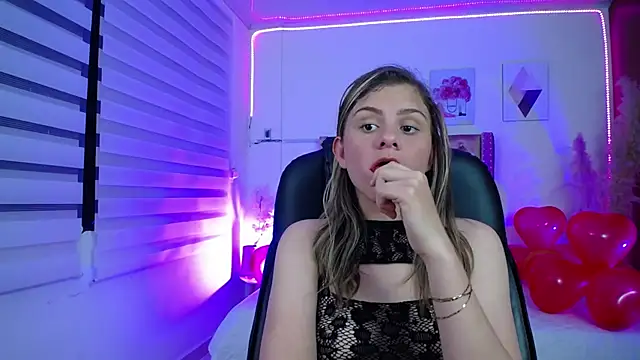 ValeAmayaa online show from 21, 2, 2025