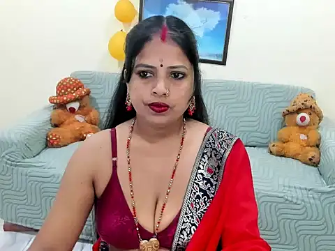 leahgotiii online show from 23, 11, 2025