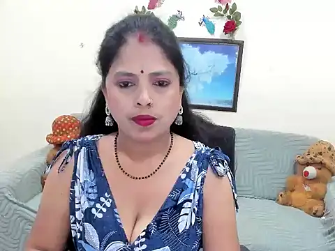 Snapshot of leahgotiii chatting on 8, 6, 2026 leahgotiii online show from 8, 6, 2026