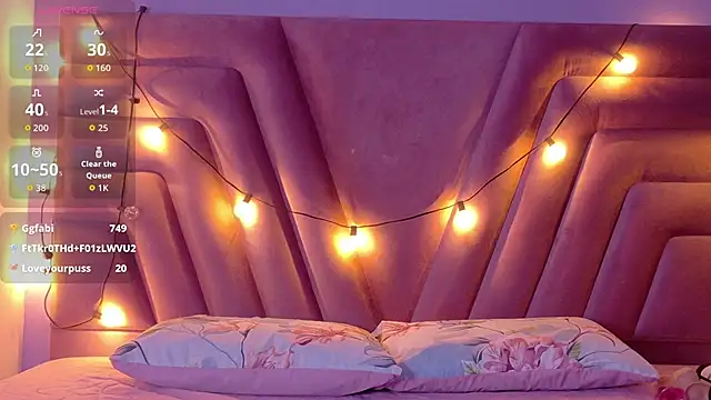 innocenthazel online show from 11, 11, 2025