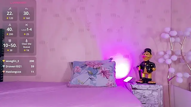 innocenthazel online show from 24, 2, 2026